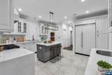 315 Mary Street - Photo 2
