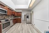 229 Centre Avenue - Photo 8