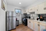 403 B Essex - Photo 5