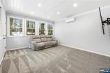 525 Franklin Avenue - Photo 15