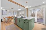 11 Grover Street - Photo 18