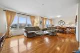 249 The Promenade - Photo 2