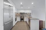 320 Adolphus - Photo 4