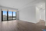 320 Adolphus - Photo 8
