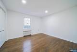 18 Lakeview - Photo 17