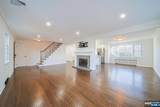 18 Lakeview - Photo 3