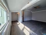 227 Washington - Photo 17