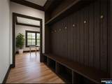 1099 Rosse Avenue - Photo 9
