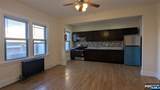 1025 Hoyt - Photo 2