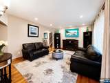 321 Maplewood - Photo 3
