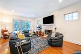 3 Christopher Court - Photo 8