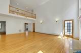 765 Colonial - Photo 17
