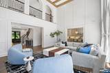 409 Whitewood Road - Photo 17