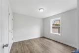 335 Henry - Photo 11