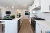 2 Redwood - Photo 8