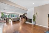 926 Norgate - Photo 4