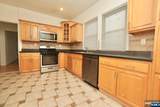 466 Cortlandt - Photo 2