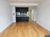 807 Hudson - Photo 2