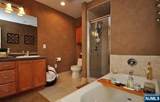 1 Orient - Photo 9