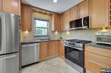 9-09 Elaine Terrace - Photo 44