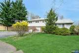 9 Hemlock Drive - Photo 4