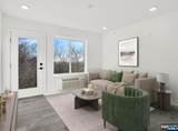 2601 Jane Street - Photo 2