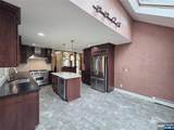 716 Holly - Photo 11