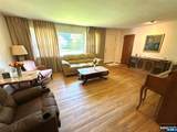 622 Valley Court - Photo 7
