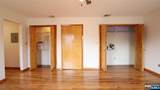 206 New York - Photo 23