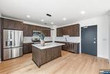 561-565 Broadway - Photo 3