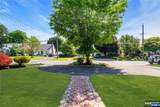 40 Merritt Avenue - Photo 33