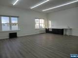 20 Van Brunt Street - Photo 23
