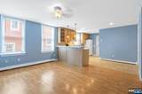 92 Windsor - Photo 1