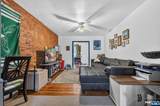 303 York Street - Photo 19