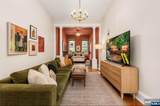 303 York Street - Photo 7