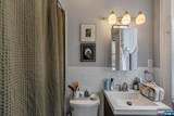 303 York Street - Photo 9