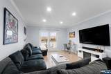 148 The Promenade - Photo 8