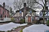 624 Ramapo Road - Photo 4