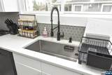 89 Forest Place - Photo 15