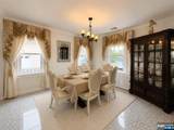 569 Monroe Place - Photo 4