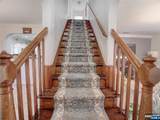 569 Monroe Place - Photo 6