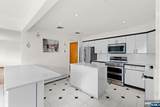 1042 Harvard Place - Photo 15