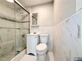 224 Macarthur - Photo 6