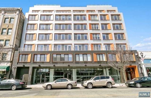 477 Broadway - Photo 1