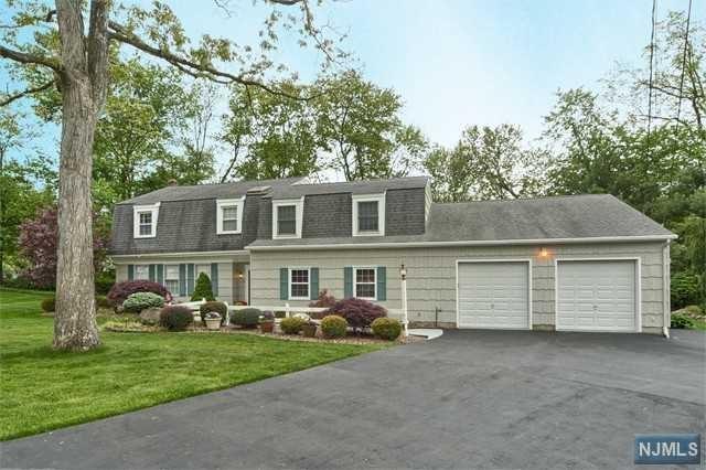10 Bonita Terrace - Photo 1