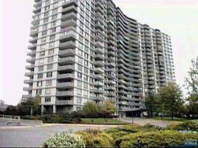 2100 Linwood Avenue - Photo 1
