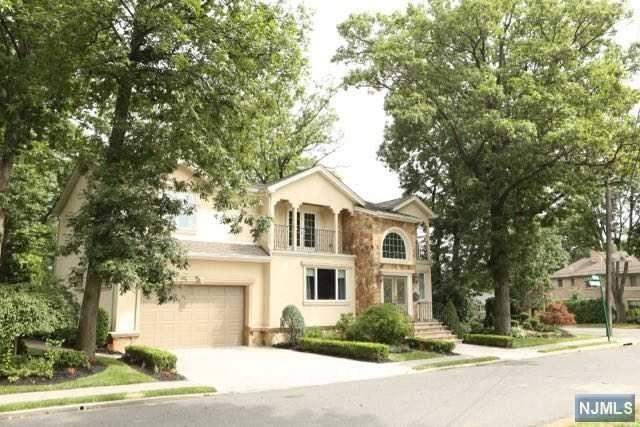 1200 Abbott Boulevard - Photo 1