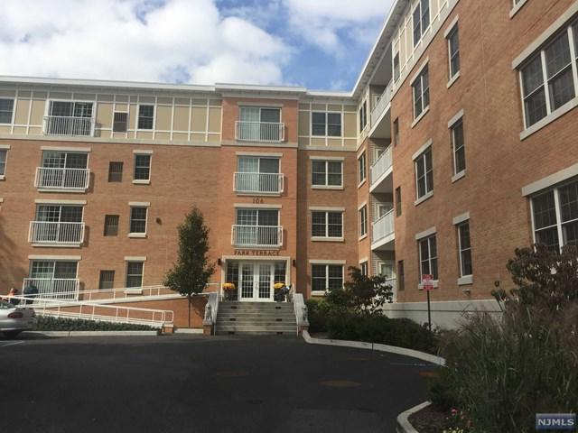 106 Terrace Avenue - Photo 1
