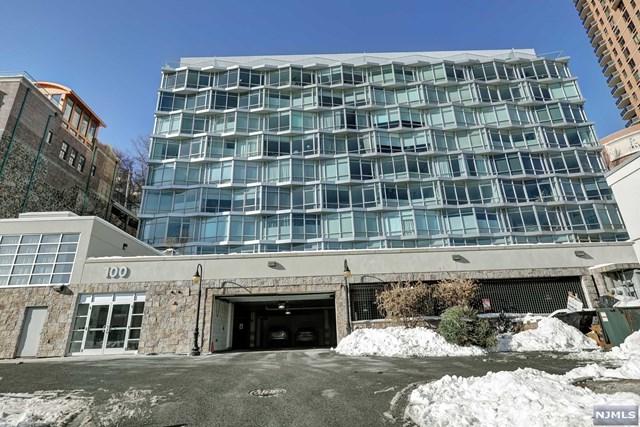 100 Thompson Lane - Photo 1