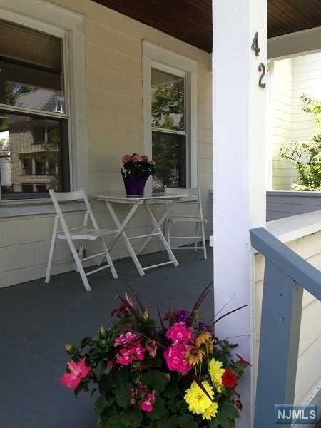 42 Montague Place - Photo 1